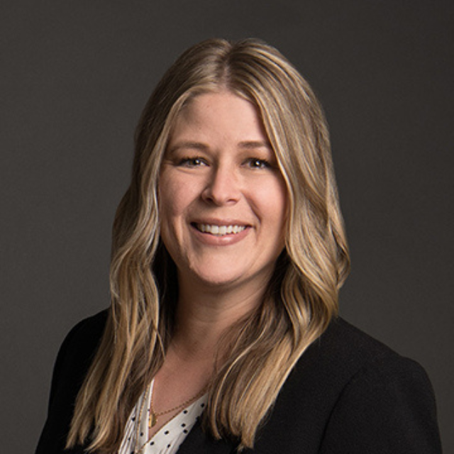 Kristen Badriaki Headshot